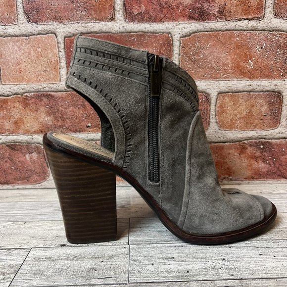 Custom Embellished Grey Suede Heels - Picture 7 of 7